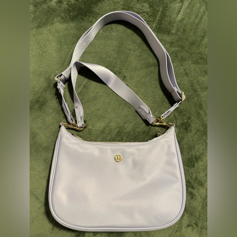 3L small city shoulder bag in Lavender Frost